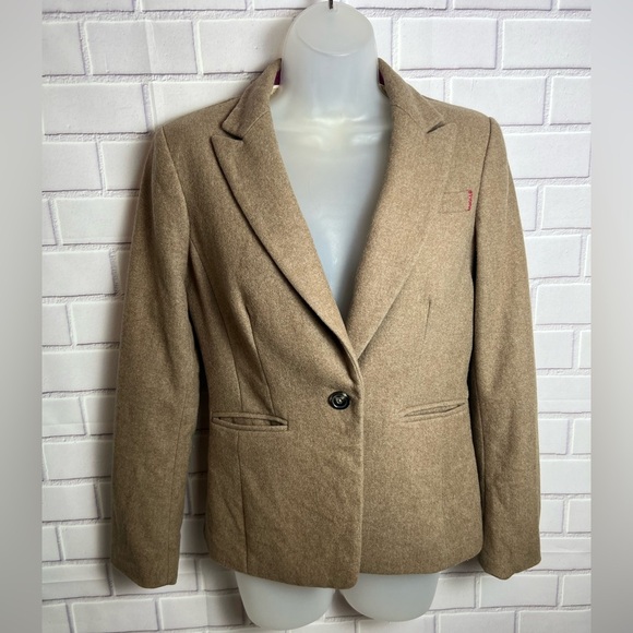 BANANA REPUBLIC Tailored Tan Wool-Blend Blazer/size 6P - Picture 2 of 13